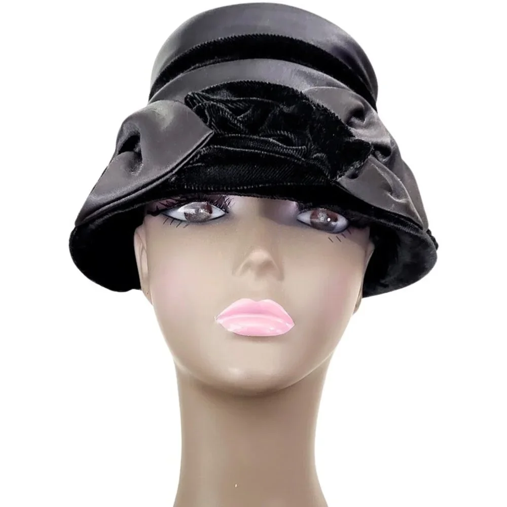 VINTAGE 50's 60's Union Made Black Velvet & Gray Bow Hat - Women's Size 20-21" - Picture 8 of 9